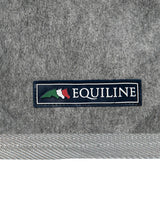 Equiline Abschwitzdecke Hugo mit abnehmbaren Bauchgurten Light Grey