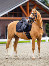 Equestrian Stockholm Dressurschabracke Line Black